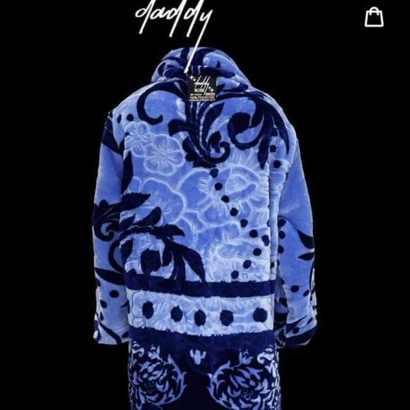 Authentic Daddy Robe - Picture 1 of 5